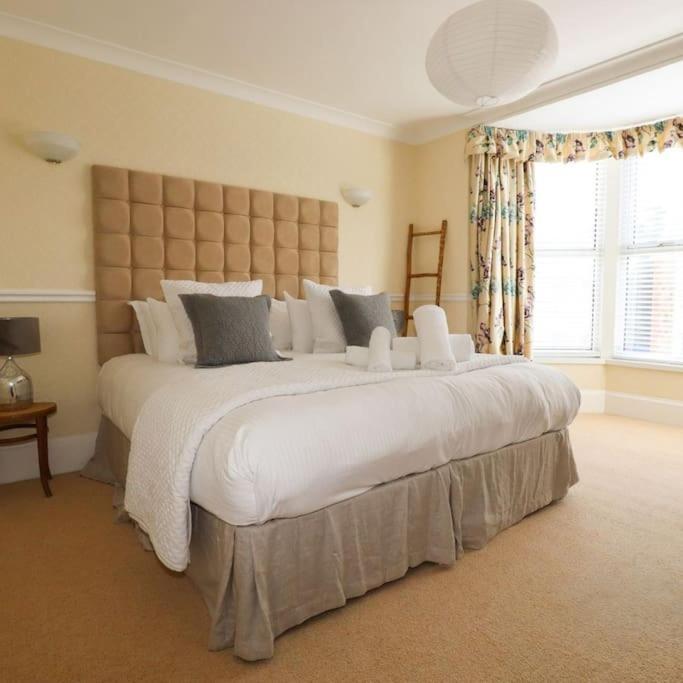 Gorgeous House In Newquay Walking Distance From Fistral Beach ภายนอก รูปภาพ