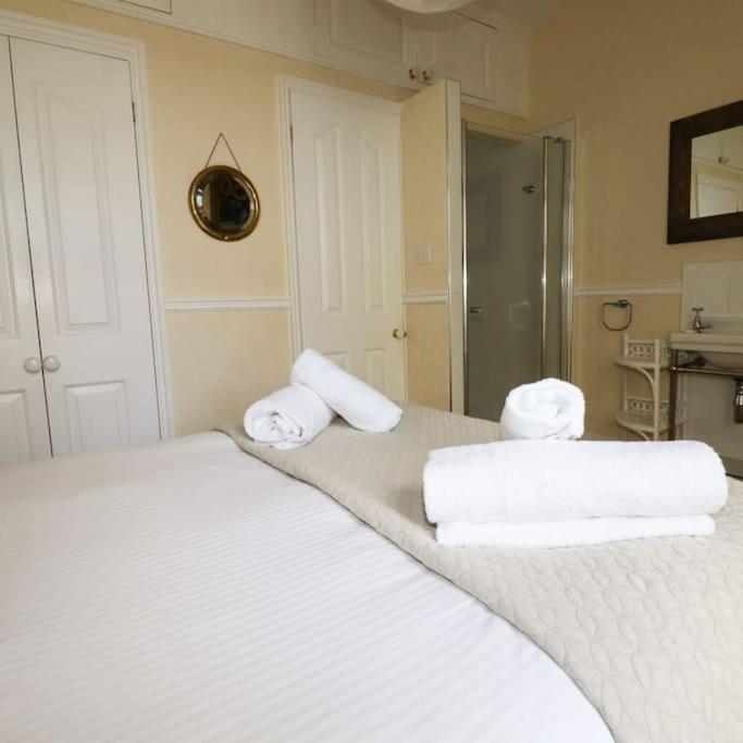 Gorgeous House In Newquay Walking Distance From Fistral Beach ภายนอก รูปภาพ